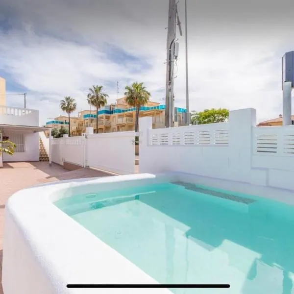 Chalet Adita - beach house, hotel in Dénia