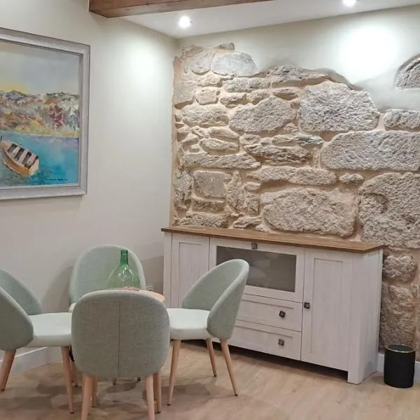 Xanela Xures, hotel in Muiños
