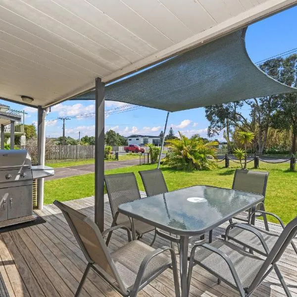 Bream Bay Sands - Ruakaka Holiday Home, hotel v destinaci Ruakaka