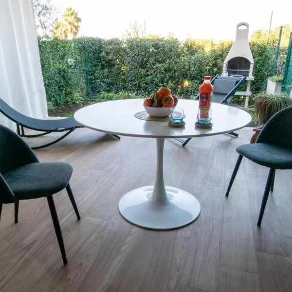 HOLIDAYS HOMES ROME GOLF Appartamenti Marco Simone AeB, hotel v destinaci Marco Simone