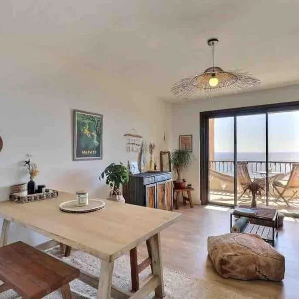 Bel appartement cozy avec magnifique vue mer, hotel v Ajacciu