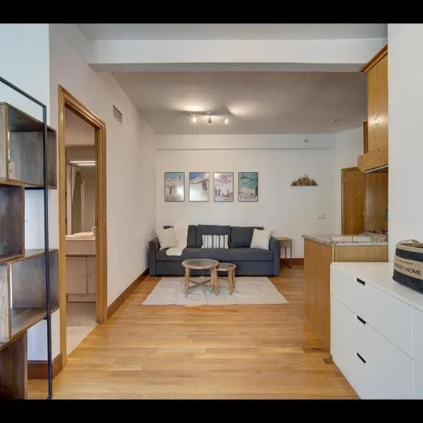 ANEC de Alma de Nieve, готель у місті Naut Aran