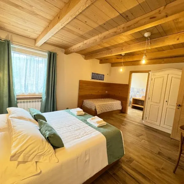 Rifugio San Carlo, hotel Rovere Veronesében