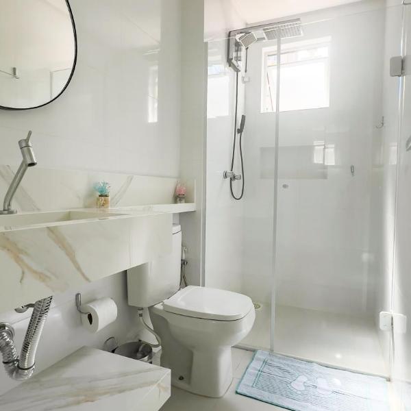 Apartamento 2 dormitórios a 300 metros do mar na Meia Praia - Itapema-sc - Foto 2