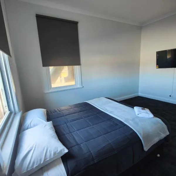 The Club Hotel Collie, hotel in Collie