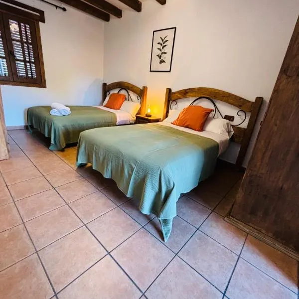 Casa Rural Puerto del Emperador, hotel in Aldeanueva de la Vera