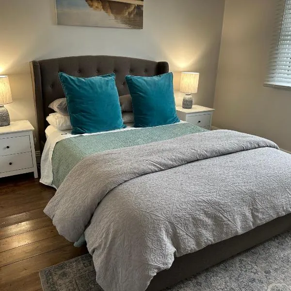Daisy Cottage on Duke 2BR, hotel v destinaci Yarram