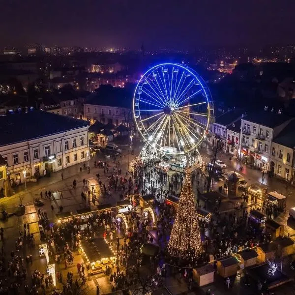 Hotels-Widok Rynek - Centrum &Parking -fak VAT, hotel v destinaci Kielce