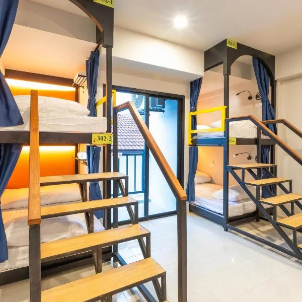 Mellow Poshtel - Kata Beach, hotel u gradu Kata Beach