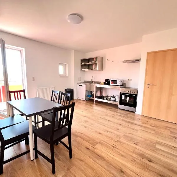 monteurzimmerKING: Magdeburg Dodendorfer Straße, hotel v destinaci Magdeburk