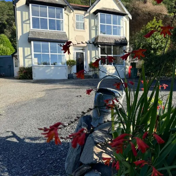 Glannant - 5 Bed & 4 Bathroom - Fairbourne, Barmouth, Mawddach Estuary, hotel v destinaci Arthog