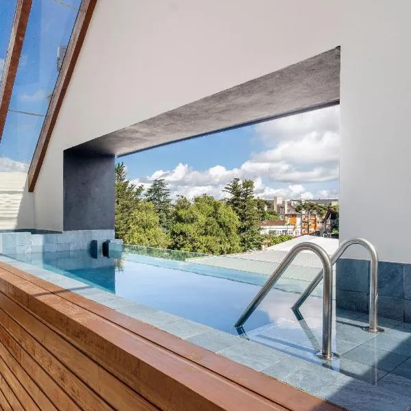 Elegância e Conforto com Piscina Aquecida by Achei, hotel in Canela
