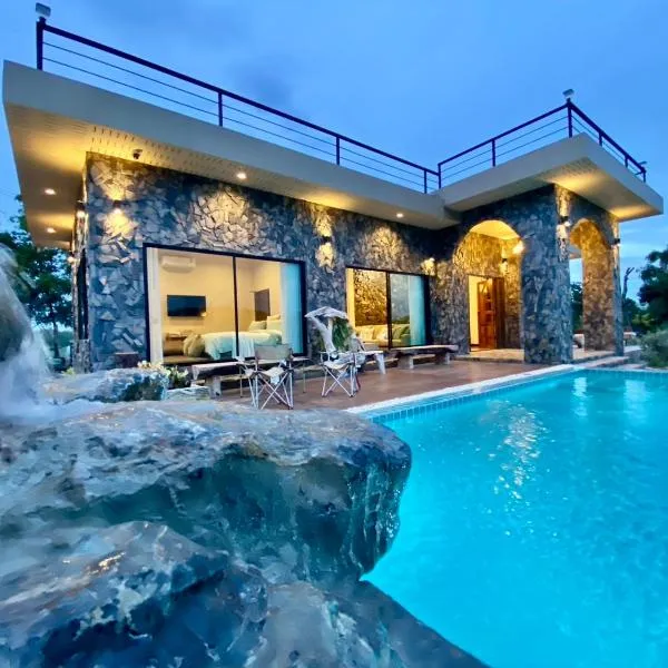The Exclusive Baan Hinson Pool Villa, hotel en Ban Sap Muang