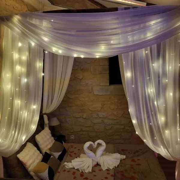 le temple de Rose, hotell sihtkohas Anneyron