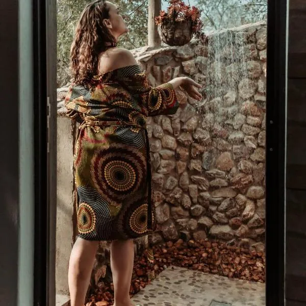 Grace of Africa, Couples 5 STAR Nature Lodge, Hotel in Marloth Park