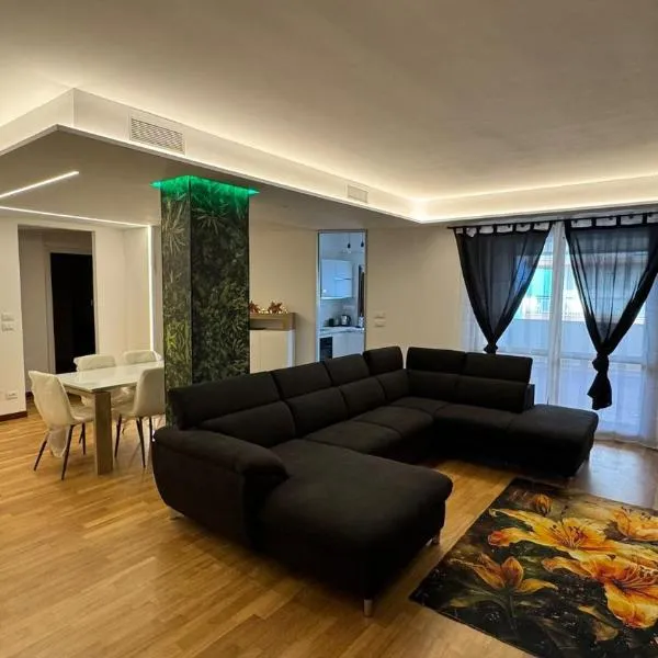 085 luxury apartment, hotel v destinaci Montesilvano