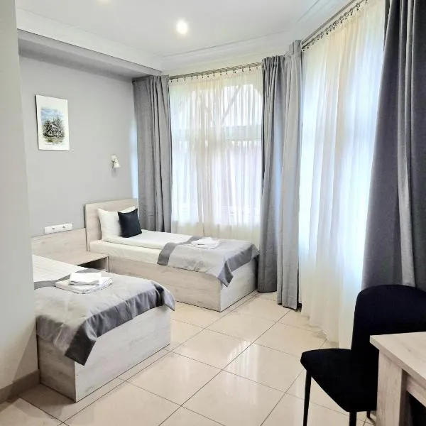Zajazd Fakir, hotel v destinaci Tapkowice