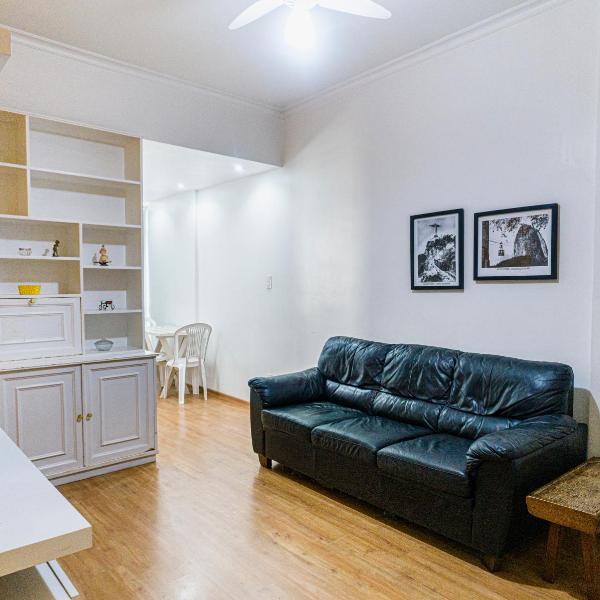 Apartamento completo na praia de Copacabana 02 Quartos com vista lateral mar em andar alto, ar, wifi , netflix, pauloangerami RMVC18 - Foto 4
