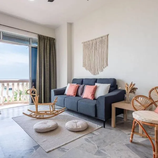 PortDickson Beachfront Home 10pax3BR 1MinToBeach, hotel in Port Dickson