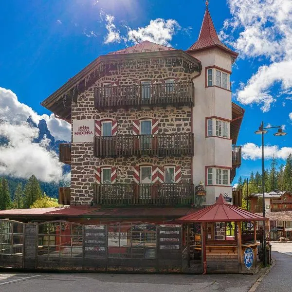 Castel Madonna, hotel v destinaci San Martino di Castrozza