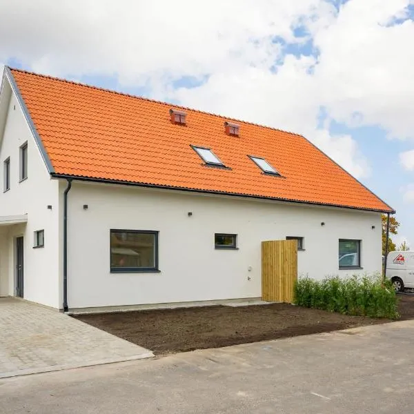 Brand new house waiting for you!, hotel v destinácii Landskrona
