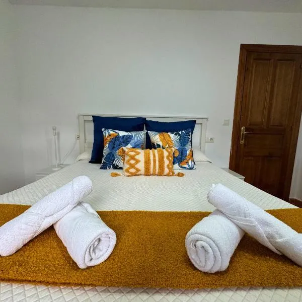 Apartamentos La Mina de Viñón., hotel Santa Eulaliában