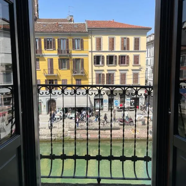 Ripa39 - Ampio Monolocale affaccio Naviglio Grande, hotel i Milano