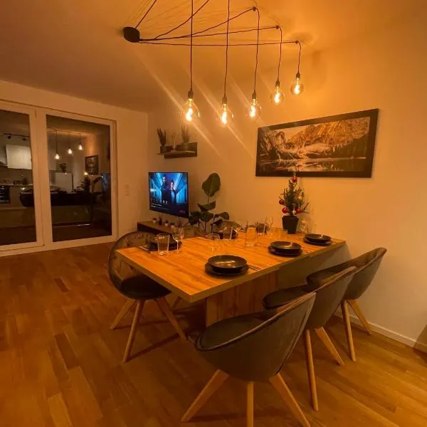Großzügiges Designer Apartment, hotel in Schönefeld