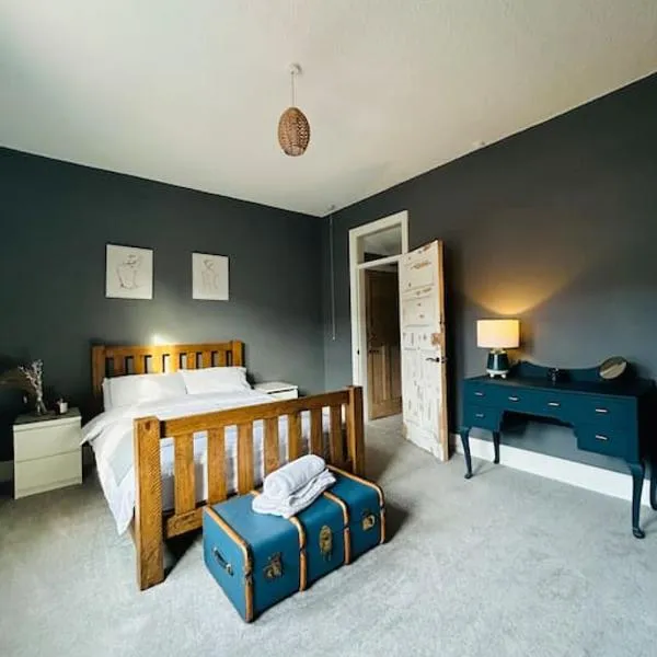 Comfy 3 Bedroom Home Free Parking in Doncaster, hotel v destinaci Balby