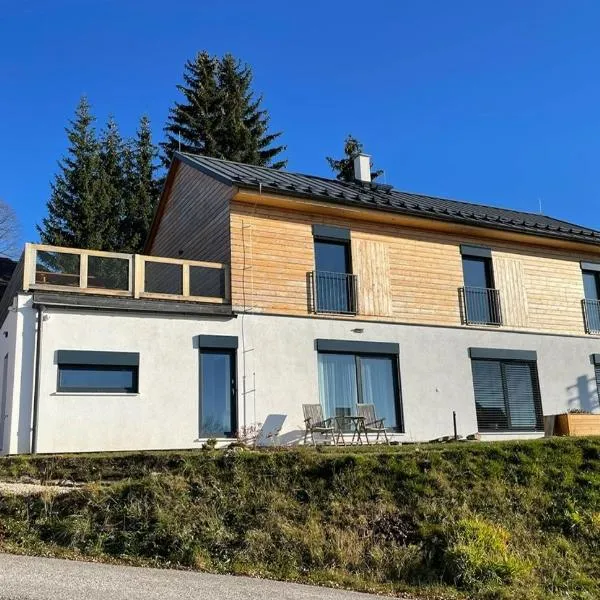 Apartmány Na Pavlači, hotel em Benecko
