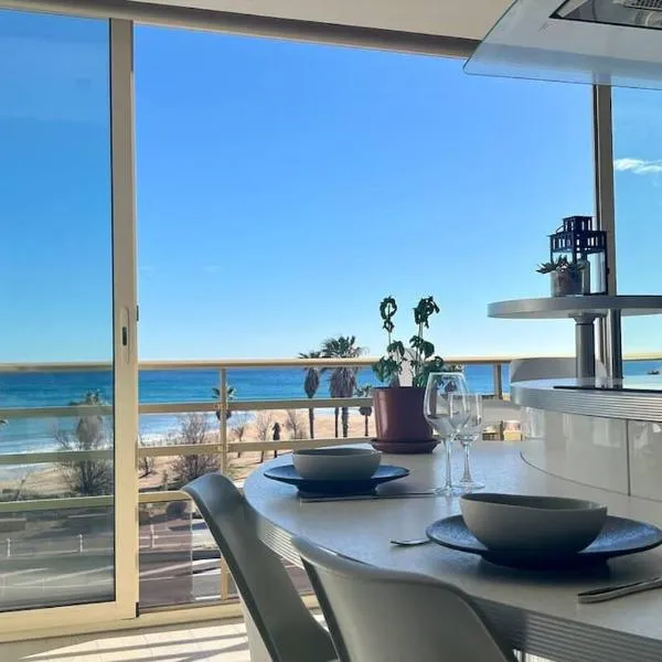 Studio spacieux, vue imprenable sur la mer, hotel v destinaci Saint-Aygulf