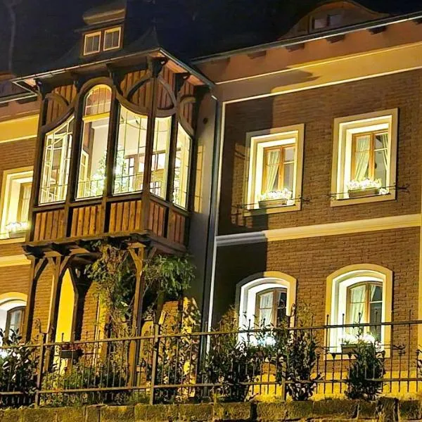 Labský Dvůr, hotel v Hřensku