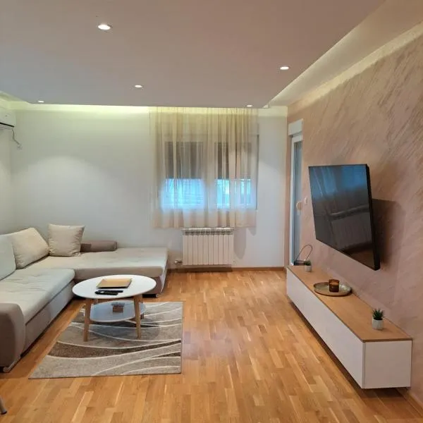 Apartman 1, hotell sihtkohas Zemun