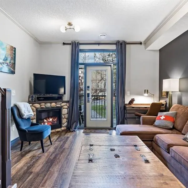 Relaxing Mountain Getaway at Mystic Springs, hotel v destinaci Canmore