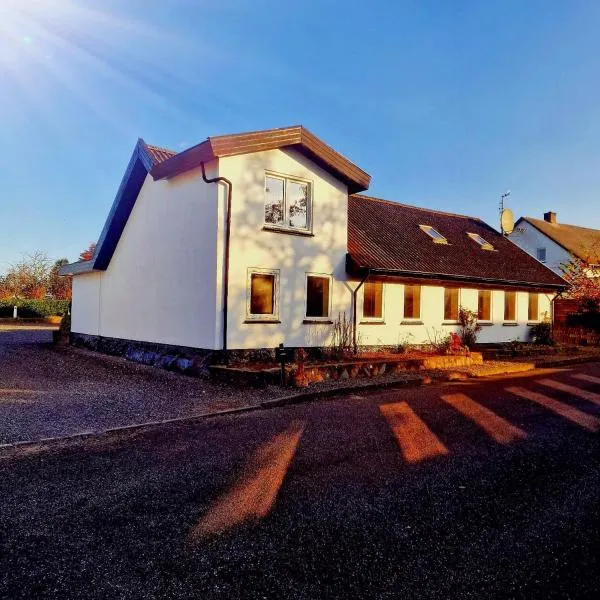 Kværs Palads Hotel, hotel v destinaci Grasten