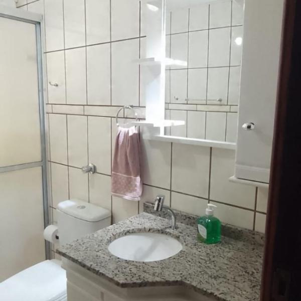 Apto 02 quartos climatizados rua 701 centro Balneário Camboriú SC - Foto 3
