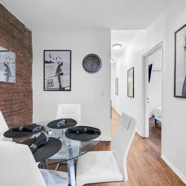 Chic 3Bd In Prime Park Slope, hotel v destinaci Brooklyn