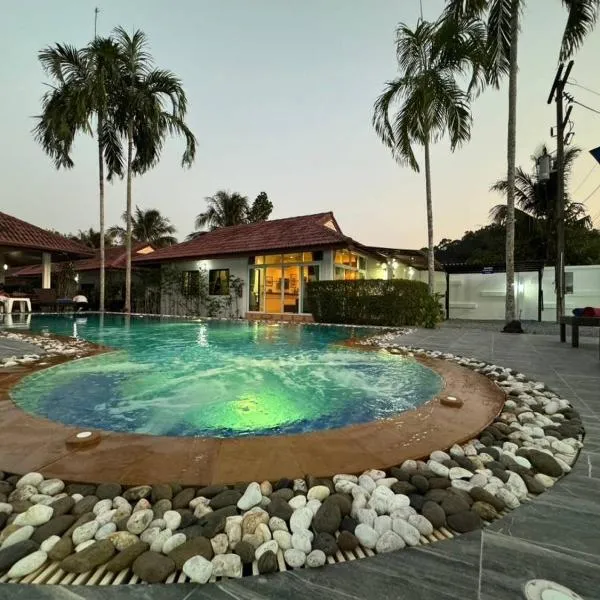 Ao-Nang MATA Garden Bungalow-Apartment 65m2, hotel in Ao Nang Beach