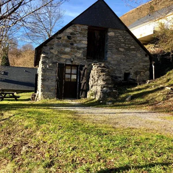 Bergerie authentique au cœur des Pyrénées, hotel in Eaux-Bonnes