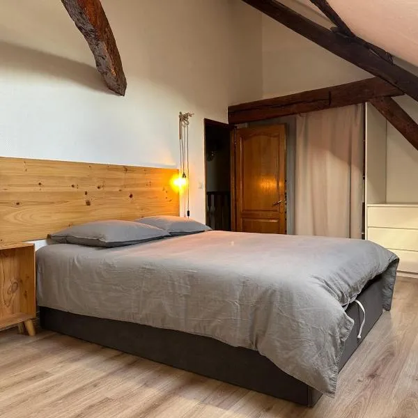 Sublime T3 cosy à Brie-Comte-Robert, hotel v destinaci Brie-Comte-Robert