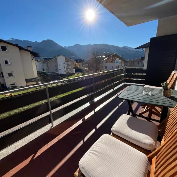 Appartamento 135mq con Giardino Privato, hotel v destinácii Cavalese