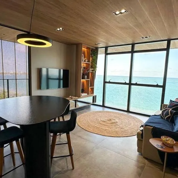 Apto Luxo Beira-Mar com Varanda de Frente para o Mar da Praia de Pajuçara NT1207, ξενοδοχείο σε Μασεϊό