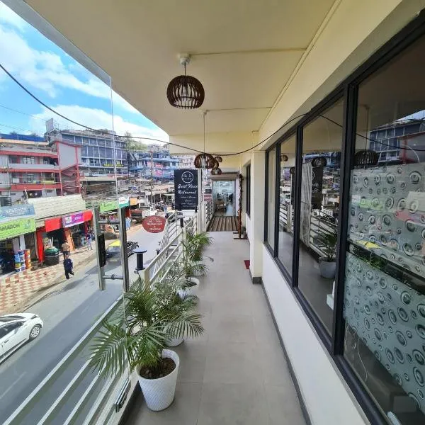 B FINE Guest House, hotel in Shillong