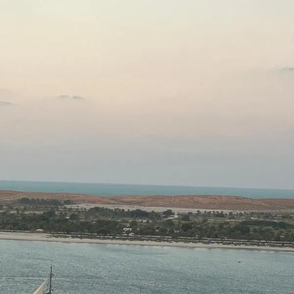 Panoramic Corniche Sea View Retreat, hotel v destinaci Abu Dhabi