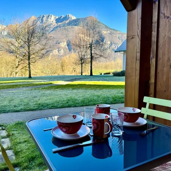 Le Studio Savoyard, hotel v destinaci Giez