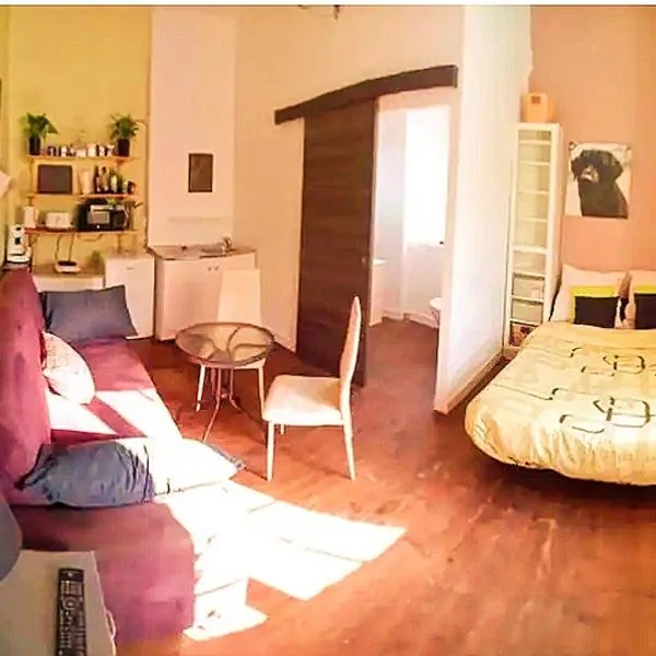 Le refuge du clocher, hotel v destinaci Chassiers
