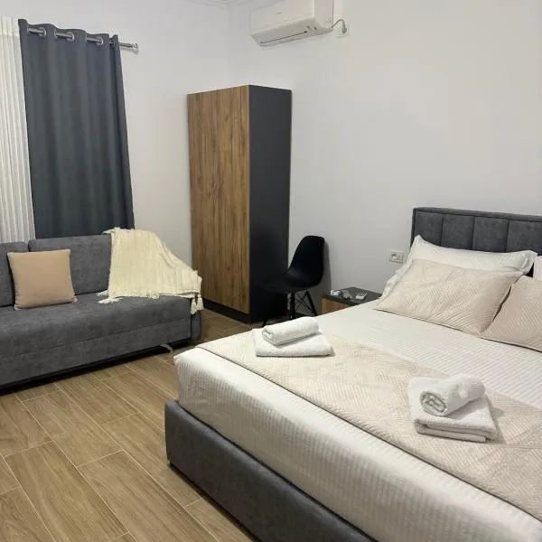 Lexhulo Room's, hotel v destinaci Domje