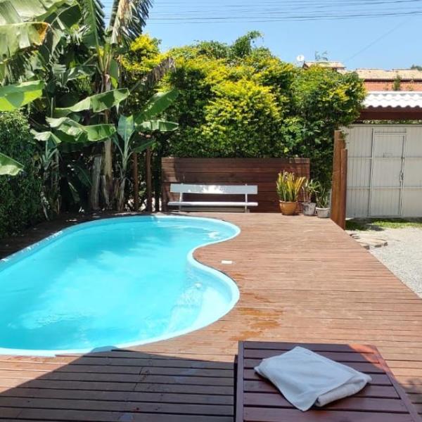 Cabana ferrugem pool