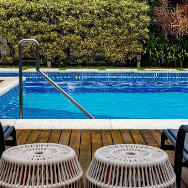 Apartamento em Condo com Piscina e Jacuzzi - Boulevard