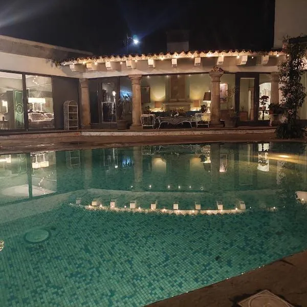 Residencia Casa del Roble 1, hotel v destinaci Cuernavaca
